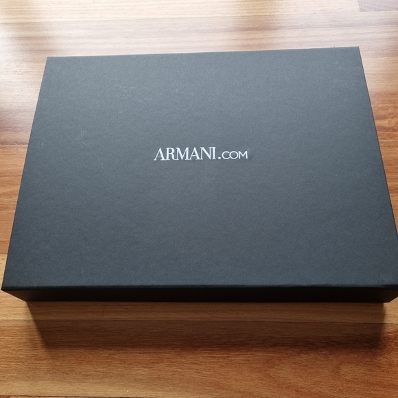NEW Emporio Armani jeans with box - Picture 4 of 5